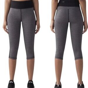 LULULEMON Smooth Stride Crop Leggings Heather Gray Women's Size 10  Running‎ Gym